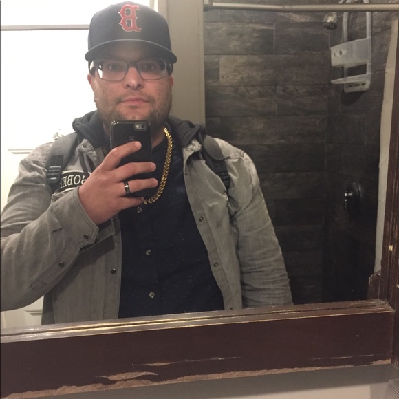 Meet your Posher, Rafael - Picture 1 of 1